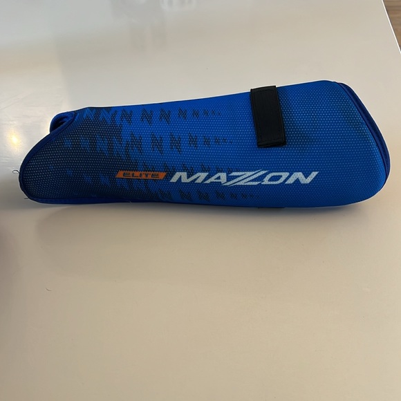 Mazon Elite Field Hockey Shin Guards Size L - Picture 2 of 4